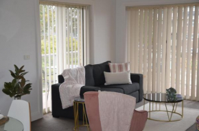 Spacious apartment in the heart of St Kilda with parking